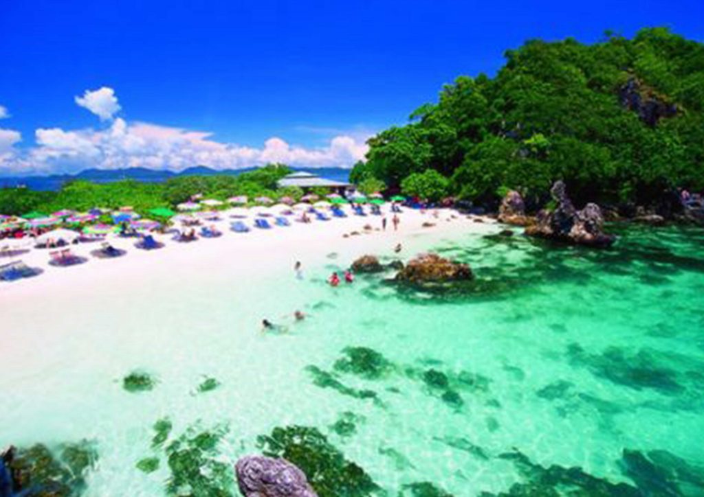 พายเรือคายัคที่ หาดป่าตอง