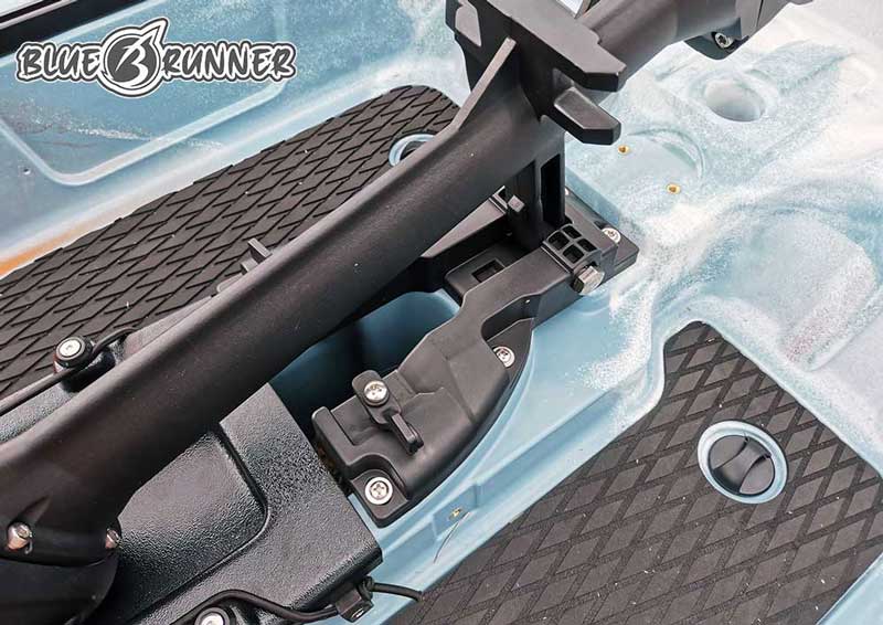 เรือคายัคตกปลา Blue runner แบบ Sit on top 1 ที่นั่ง รุ่น DRIVE ANGLER 320