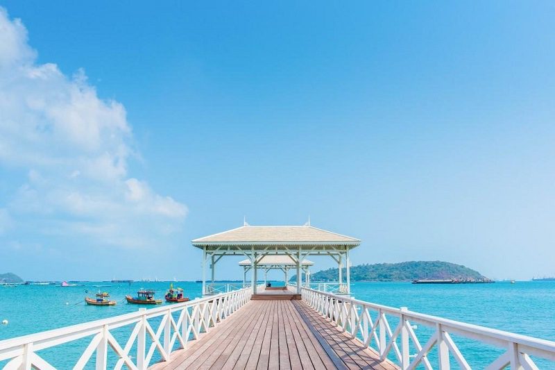 พายเรือคายัคหาดถ้ำพังเกาะสีชัง