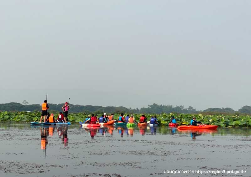 พายเรือคายัค ในกว๊านพะเยา