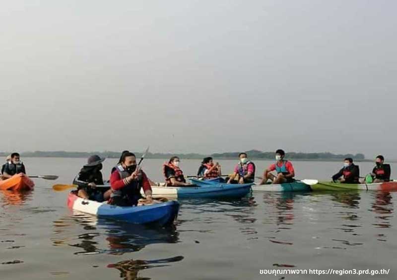 พายเรือคายัค ในกว๊านพะเยา