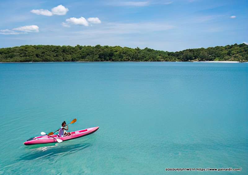 พายเรือคายัค ที่เกาะกูดจังหวัดตราด